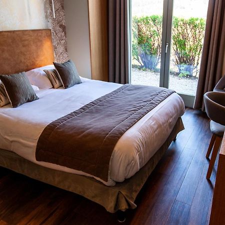 Logis Hotel Restaurant La Tour Dunières 外观 照片