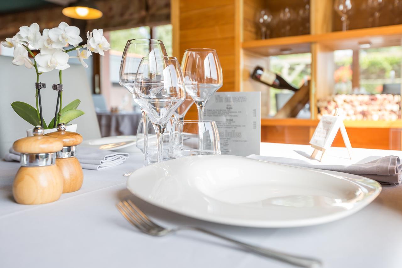 Logis Hotel Restaurant La Tour Dunières 外观 照片