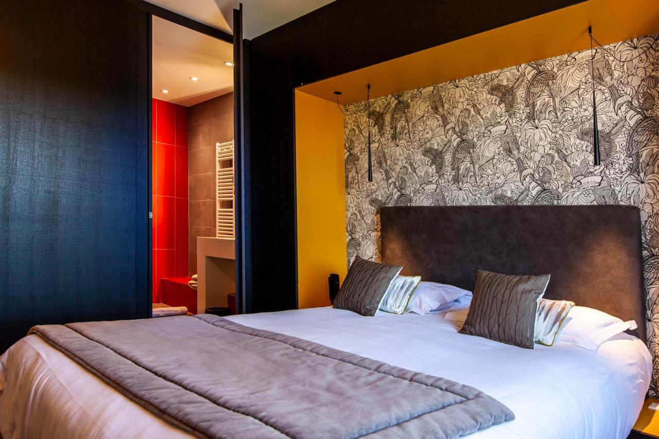 Logis Hotel Restaurant La Tour Dunières 外观 照片