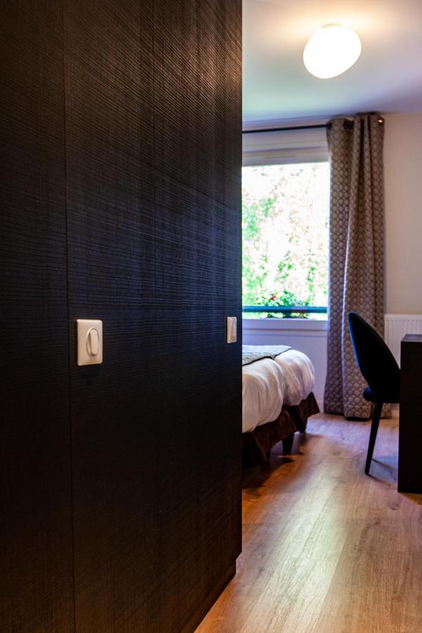 Logis Hotel Restaurant La Tour Dunières 外观 照片